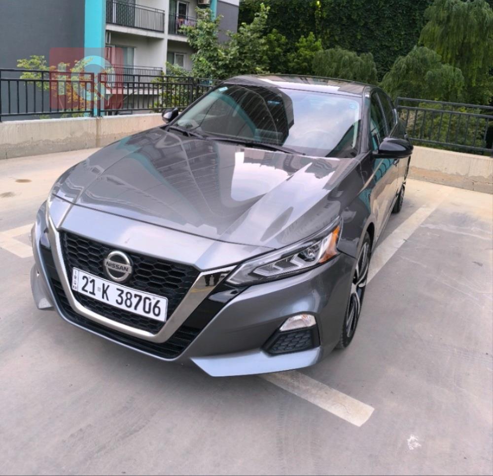Nissan Altima